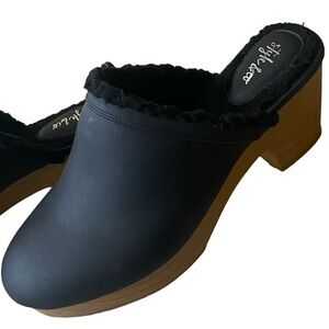 Smooth Black Leather Heeled Clog Mule Sherpa Lining Size 10 Dark Academia Goth
